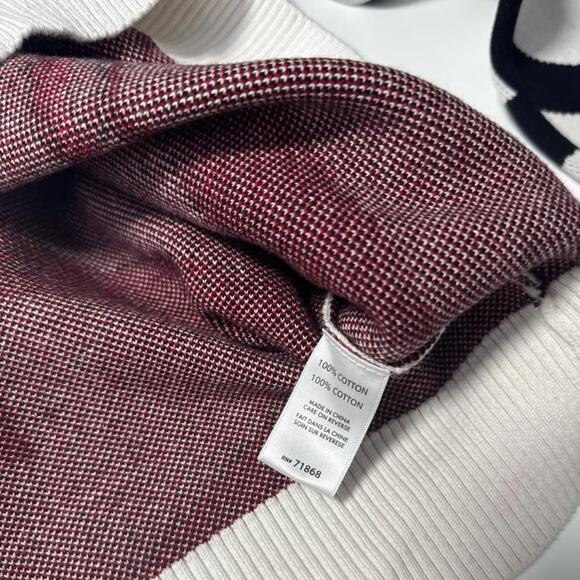 Warner Brothers Looney Tunes Tasmanian Devil Sweater - Picture 5 of 6